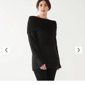 Femme Off-the-Shoulder Sweater